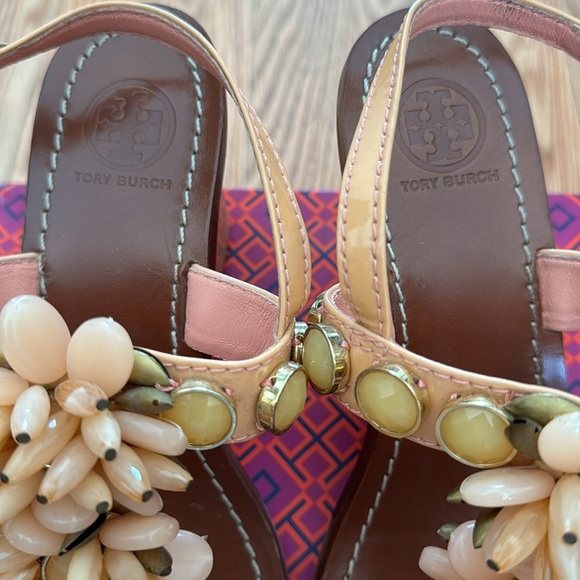 Tory Burch Coral Patent Leather Emilynn T-strap Studded Sandals (Pink) Size 7.5M - Picture 5 of 8